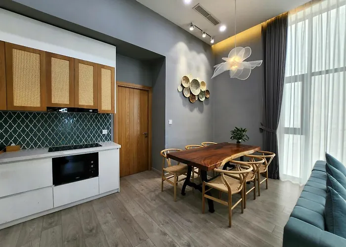 Leaf Beachfront Hotel Da Nang